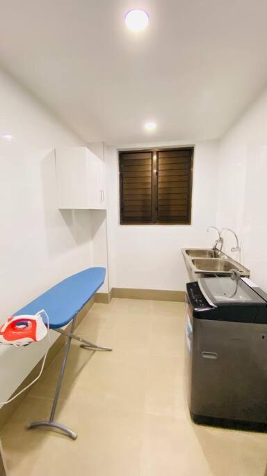 Lovely 4-Bedroom Holiday Home With Free Parking. เลาโตกา ภายนอก รูปภาพ